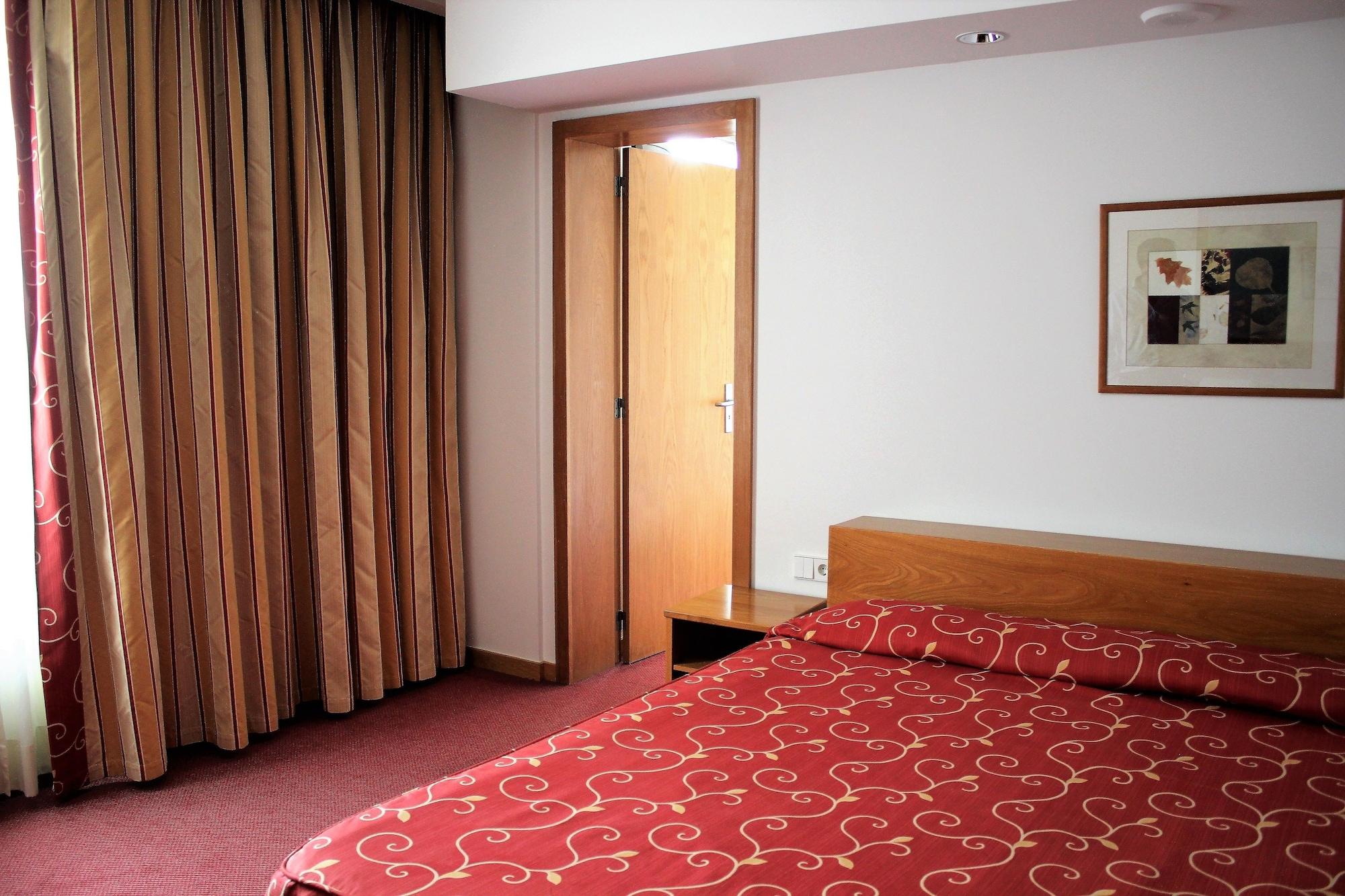 Hotel Premium Porto Maia Esterno foto