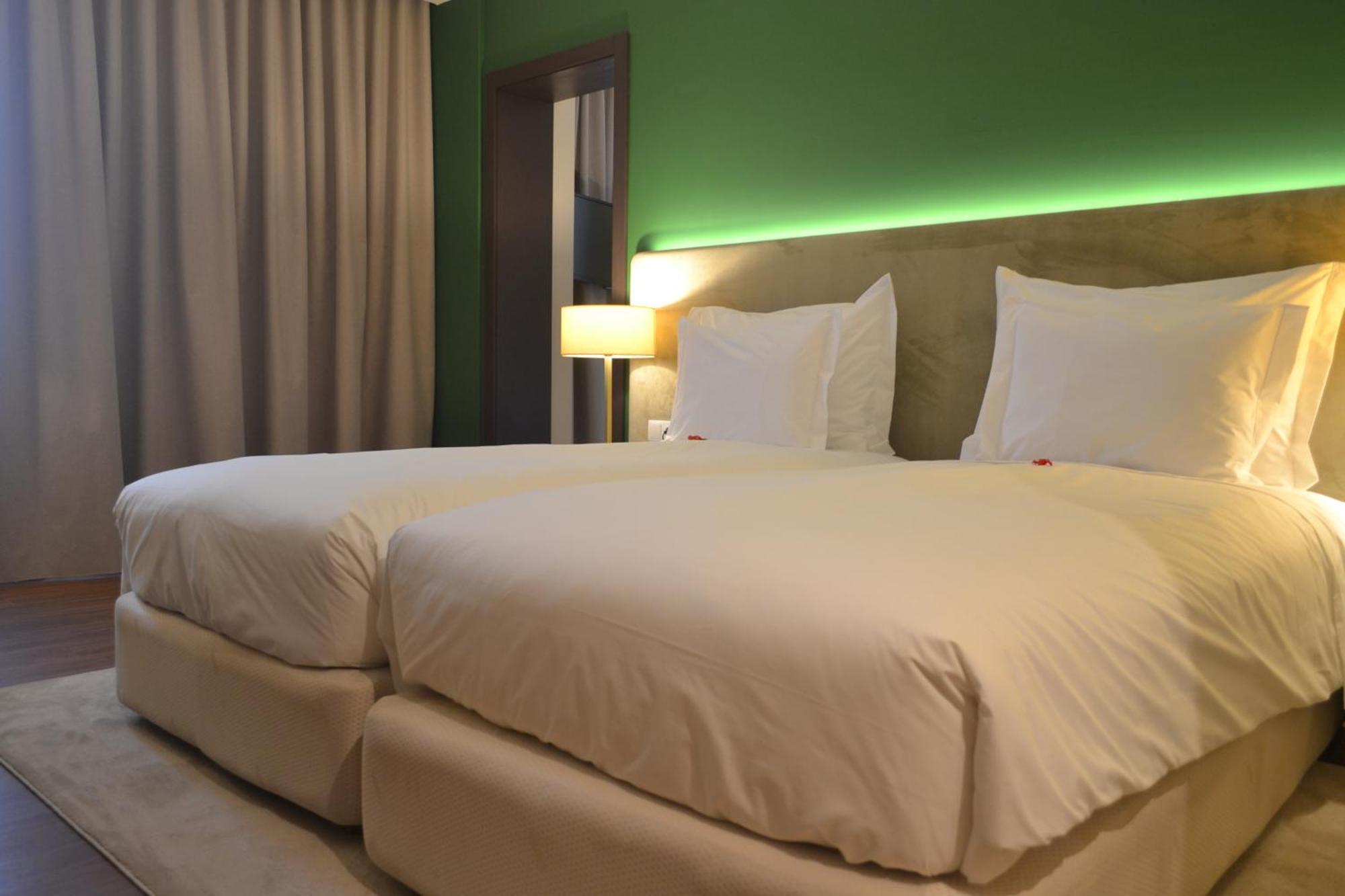 Hotel Premium Porto Maia Esterno foto